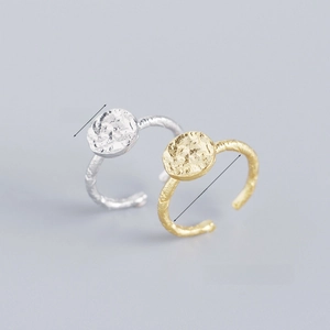 Detailed view of adjustable S925 silver ring showing 9.8mm diameter lava texture disc
