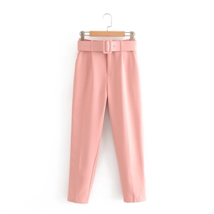 Pantalón rosa de talle alto y pernera recta con cinturón a juego y tejido de traje suave