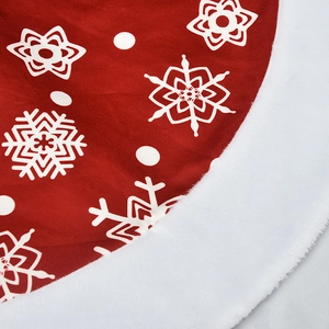 Classic 100cm red Christmas tree skirt with white plush trim and snowflake patterns