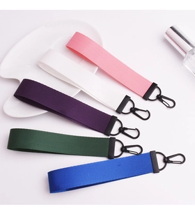 Porte-clés dragonne en nylon coloré avec clips noirs mats pour sacs et mobiles