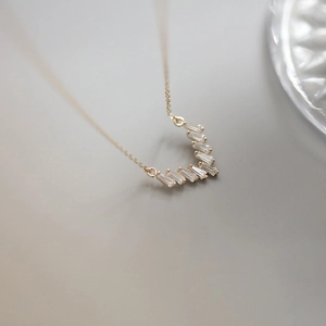 925 silver V-shaped necklace with 14k gold plating and rectangle zircon pendant