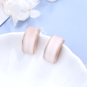 Orecchini a cerchio a C geometrici minimalisti con pietre d'opale rosa e placcatura oro