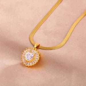 Heart Pendant Necklace Copper Micro Inlaid Cubic Zirconia Snake Bone Chain Elegant Luxury Jewelry For Women