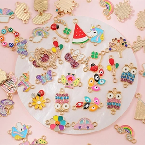 Exquisite alloy oil drip owl and animal charms pendants collection for necklaces