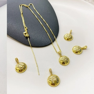 Initial Letter Necklace 18K Gold Plated Copper Round Disk Cubic Zirconia Pendant Adjustable Box Chain For Women
