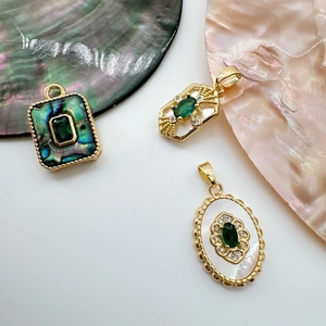 18K gold plated pendants with emerald green shell and crystal stones for DIY jewelry