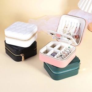 Portable PU leather jewelry organizer box with mirror for rings and necklaces in four colors