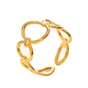 Detailed macro view of an 18k gold plated chain link ring with an adjustable open band