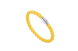 Detail showing yellow braided PU leather texture and silver magnetic clasp on men's bracelet