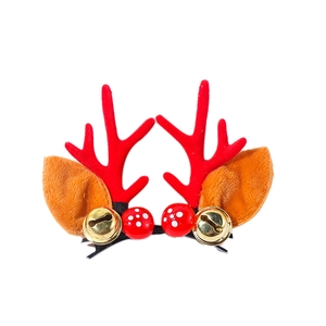 Barrettes bois de cerf de Noël avec baies rouges et clochettes pour enfants