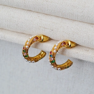 Elegant C-shaped gold-plated twist earrings with colorful gemstones and white pearls