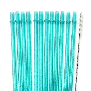 Set di 12 cannucce in plastica glitterata color turchino con anello e spazzolina