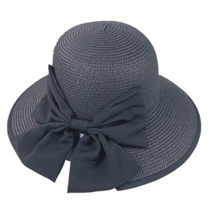 Chapeau de paille noir élégant avec grand nœud pour la plage et les voyages d'été