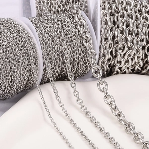 Polished stainless steel oval link chain in four different sizes for DIY jewelry making
