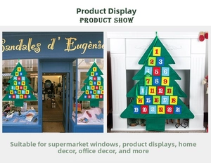 Dettaglio calendario avvento albero di feltro con 24 tasche colorate numerate
