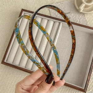Non-slip acetate tortoiseshell headbands in brown and blue-yellow for women