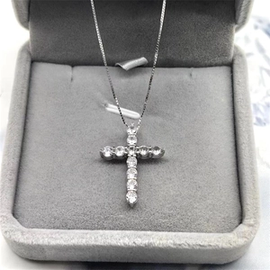 Polished S925 sterling silver cross pendant necklace with sparkling white zircons