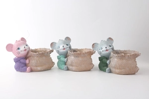 Tre simpatici vasi per piante grasse in resina a forma di animali in rosa, azzurro e blu