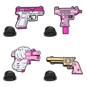 Cartoon Pink Gun Enamel Brooch Pin Kawaii Pistol Revolver Alloy Badge Personality Jewelry Accessory For Girls Women