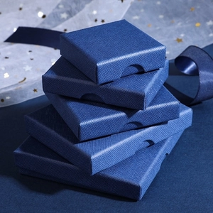 Elegant Textured Paper Jewelry Box For Ring Earring Necklace Storage Gift Packaging Square Rectangular Case With Sponge Insert
