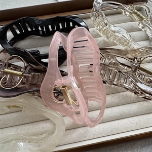 Cloud-shaped French PC hair claws in multiple colors including black and clear amber