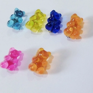 Colorful resin gummy bear brooches set of six in vibrant shades for backpack decor