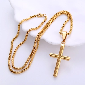 Minimalist 18k gold plated stainless steel cross pendant necklace with box chain
