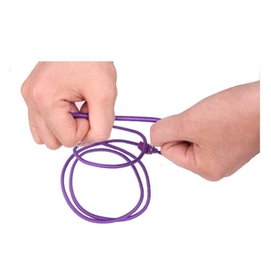 Detail showing the purple elastic clothesline being stretched to demonstrate high elasticity