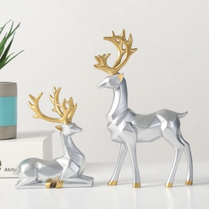 Modern Nordic geometric deer statues in silver and gold for creative home decor
