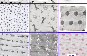 Vue détaillée de diverses couvertures d'emmaillotage en mousseline de coton à motifs