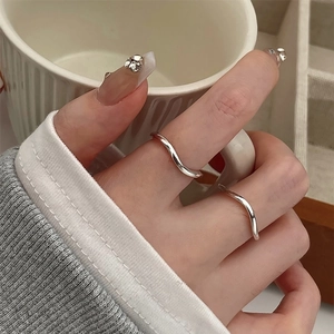 Minimalist S925 sterling silver wave ring with a sleek polished finish for women