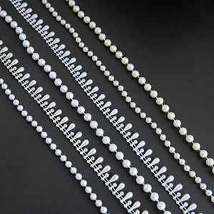 White DIY pearl bead chain strands for Christmas tree decoration and wedding scenes