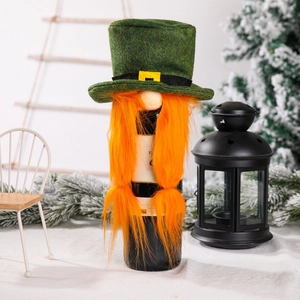 Housse de bouteille de vin Leprechaun vert avec barbe orange pour déco Saint-Patrick