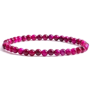 Detailed view of 8mm magenta beaded bracelet with silky tiger eye luster and cat eye effect