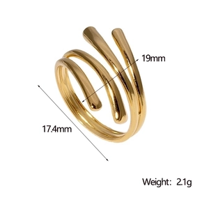 Detailed dimension view of gold spiral stainless steel ring with 17.4mm height and 2.1g weight