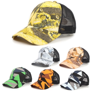 Berretto da Baseball Mimetico con Apertura per Coda di Cavallo in Cotone Poliestere Cappello Trucker con Rete Traspirante Motivo Geometrico Regolabile