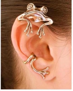 Retro silver frog ear cuff clip on earring with vintage ethnic style for women