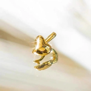 Polished S925 sterling silver heart pendant accessory with brilliant gold mirror finish