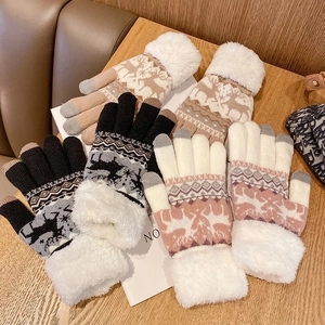 Winter thermal knit gloves with touchscreen fingers, elk pattern and faux fur trim