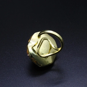 Vintage gold plated irregular natural amethyst ring with a minimalist luxury design