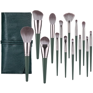 Professional Makeup Brushes Synthetic Fiber Bristles Wood Handle Cosmetic Tool For Eyeshadow Powder Blush Beauty Green
