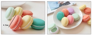 Macro side view of 4.0cm macaron jewelry boxes with dimensions and colorful arrangement