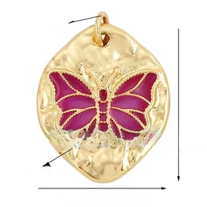 Detailansicht Schmetterlingsanhänger aus Gold mit Emaille und Größenangaben