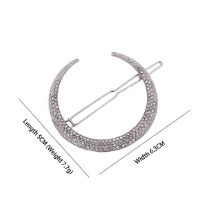 Barrette lune vintage avec strass, dimensions de 5 cm de long et 6,3 cm de large