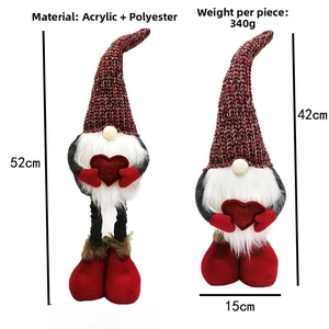Detailed size specifications for red and grey knitted gnome dolls with heart decorations