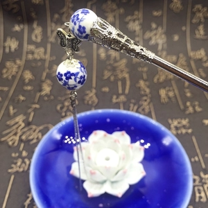 Blue and white ceramic hair pin with silver butterfly tassel and oriental design