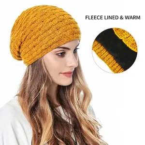Bonnet en tricot jaune pour femme avec doublure polaire noire chaude pour l'hiver doux