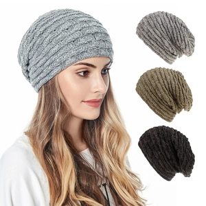 Bonnet en maille chaude pour hommes avec doublure polaire, en plusieurs coloris classiques