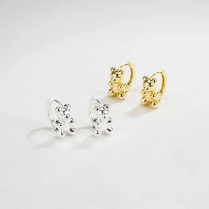Cute S925 sterling silver bear hoop earrings in silver and gold minimalist finishes