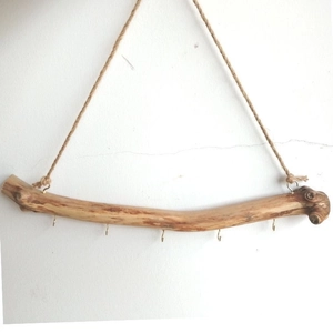 Rustic wall-mounted driftwood jewelry hanger with 5 metal S-hooks and jute rope